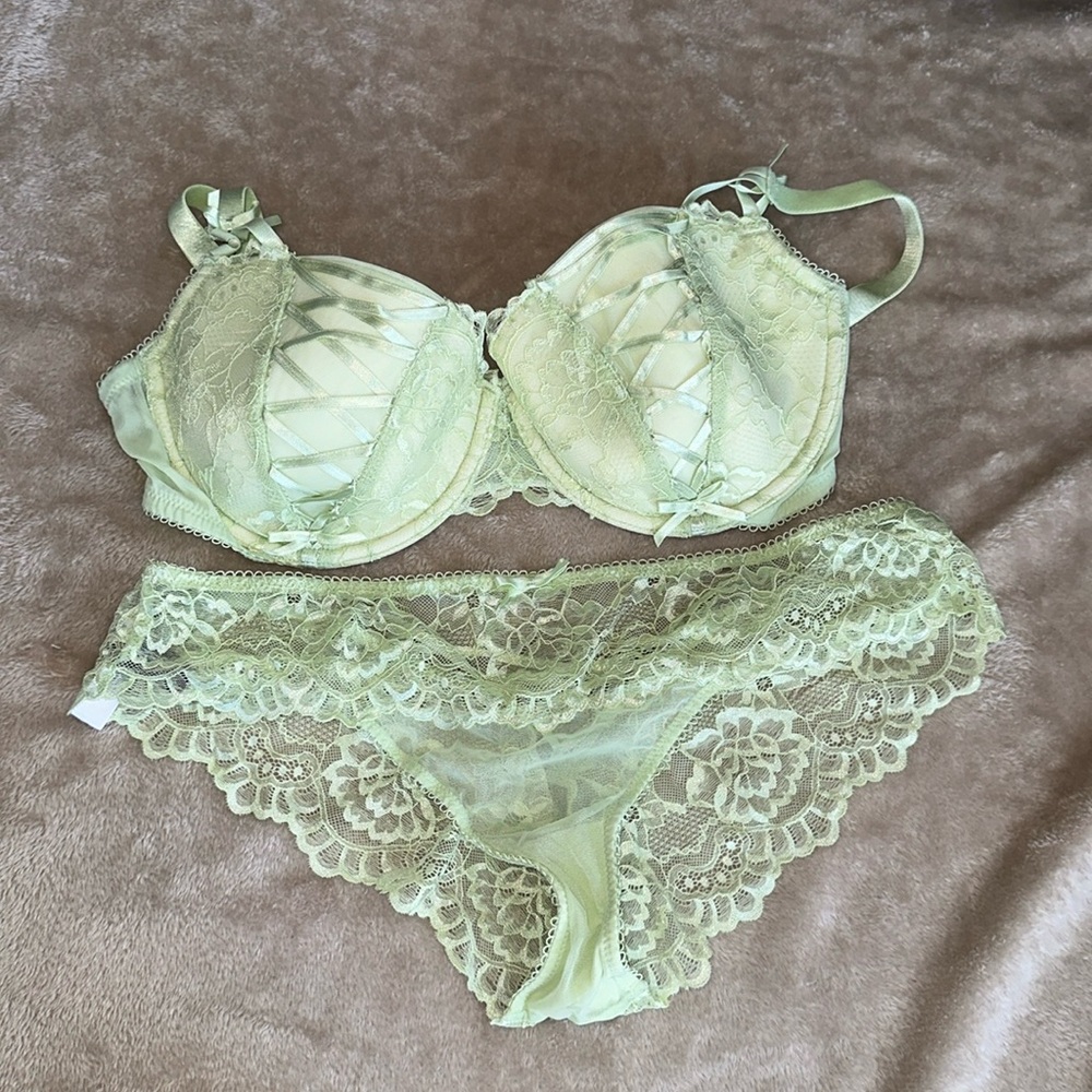 Adore Me Women's Lime Green Lingere
